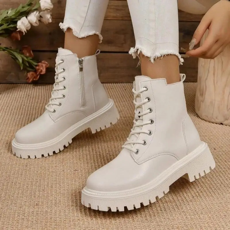 Thick Warm Long Plush Ankle Boots for Women Winter 2024 Lace Up Pu Leather Motorcycle Boots Woman Plus Size Short Booties Shoes 241126