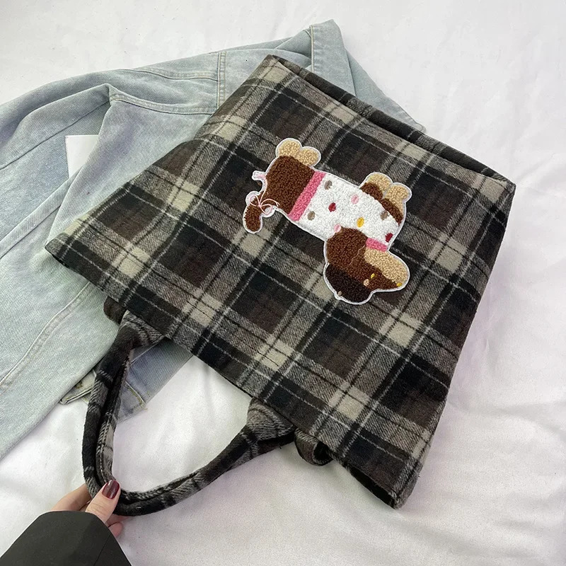 Retro Plaid Cartoon Woolen Shoulder Womens Bag Casual Lazy Wind Tote Large Capacity Shopping 241125