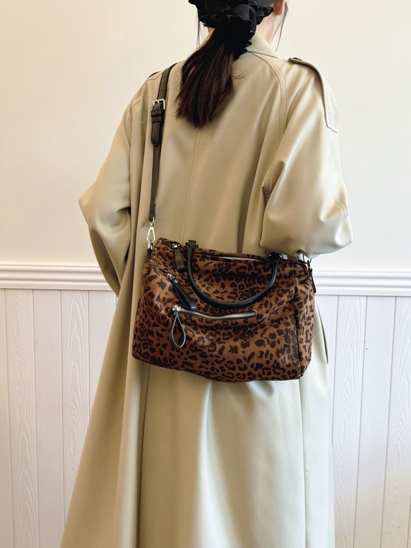 Leopard Print For Women, Large Capacity New Autumn Winter Versatile Crossbody Bag, Casual And Popular Commuting Bag Designer Bags Handbags Women