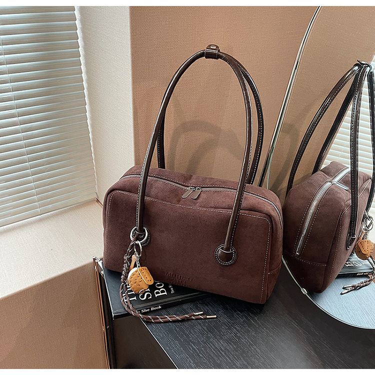 This Year's Popular For Bags Handbags Women Large Capacity New Autumn And Winter Frosted Shoulder Pillow Bag Designer