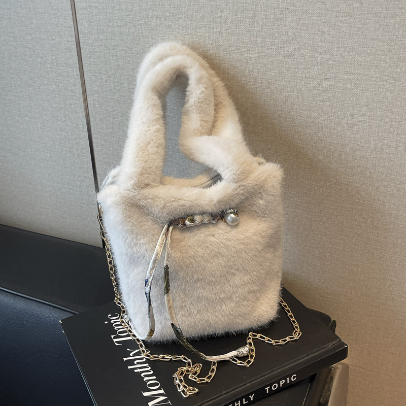 Autumn And Winter Small For Bags Handbags Women Versatile Chain Crossbody Bag, Hand-held Plush Bucket Bag Designer