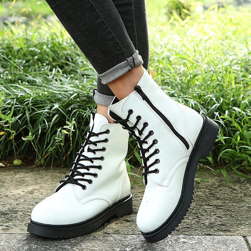 Womens Martens Boots PU Leather White Ankle Boots Autumn Winter Motorcycle Boots Fashion Female Chunky Heel Platform Boots 241114