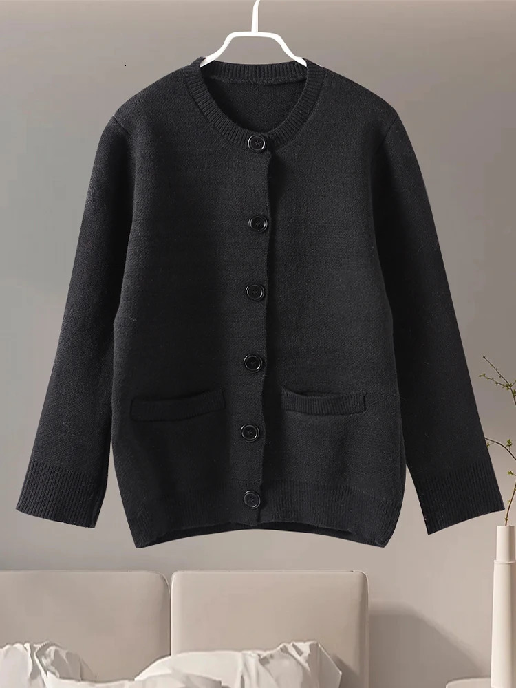 Casual Knitted Cardigan Women Solid Slim Oneck Long Sleeves Single Breasted Pocket Female Coats Autumn Lady Knitwears 241112