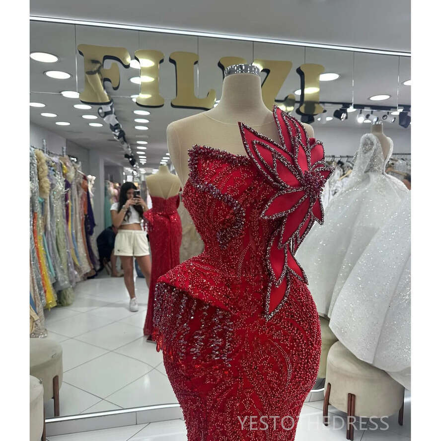 2024 Red Mermaid Prom Sheer Neck Promdress Evening Formal Beaded Lace Rhies Decorated Birthday Dress Second Reception Gowns Gala Gown