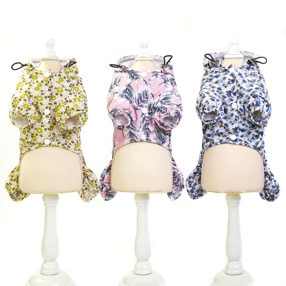 High Quality Hawaii Style Printed Waterproof Raincoat for Dogs Cats Eco-Friendly Floral Polyester Apparel for Summer Winter Use