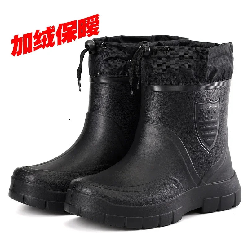 Winter Windproof Cotton Rain Boots Mens Warm Light Ankle Rain Boots Fashion Black Sliding Rain Shoes Mens Waterproof Work Boots 241126