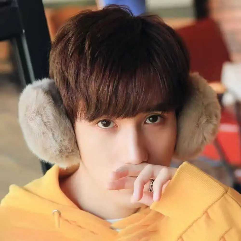Soft Comfortable Warm Ear Warmer Autumn Winter Earmuffs Women Fluffy Cosy Ear-Muffs Fashion Solid Color Plush EarflsXJ241126