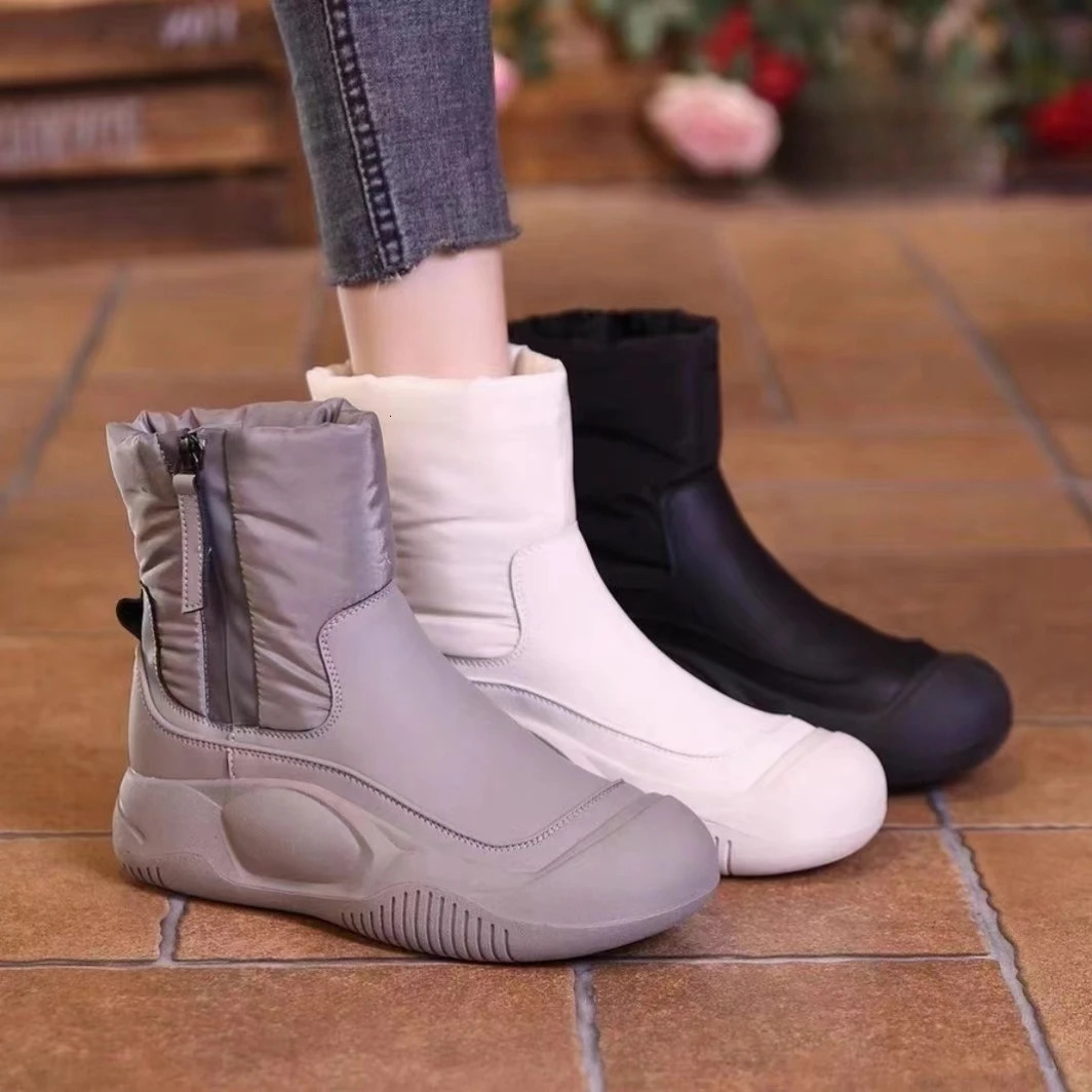 Snow boots for women 2024 cotton shoes winter with plush and thick womens shoes thick sole anti slip and warm boots 241126