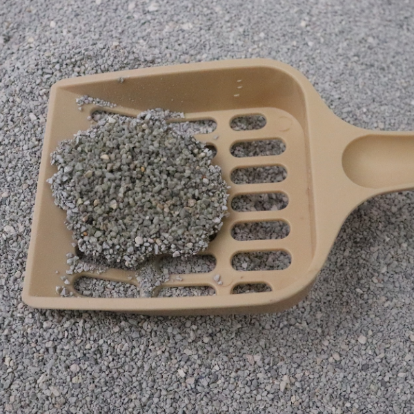 Good deodorization effect 3 seconds agglomerate strongly wrapped excrement best automatic cat litter