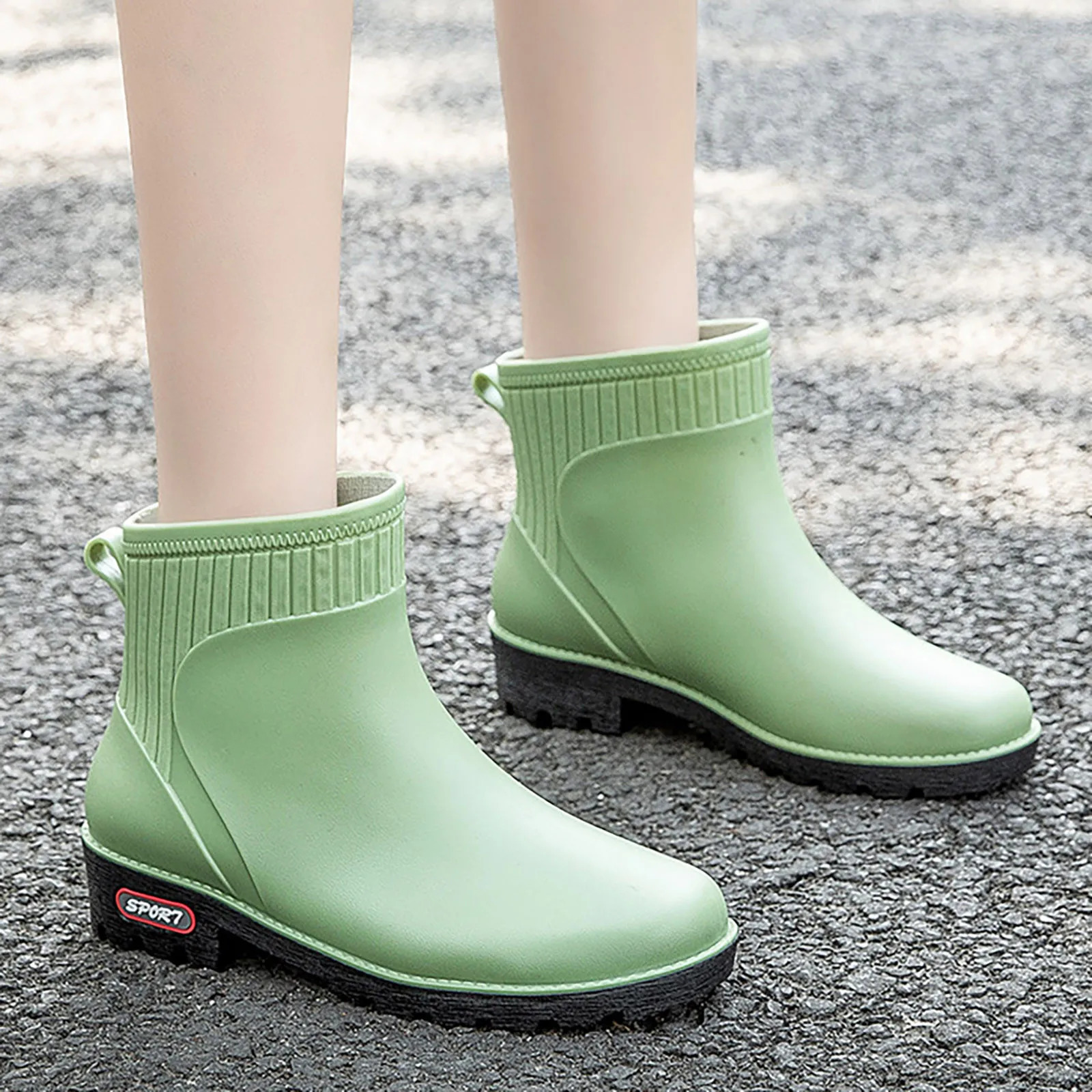Waterproof rain boots for women rubber shoes for feet womens work garden Galohes waterproof short and chubby rain boots shoes Botas De Lluvia Mujer 24