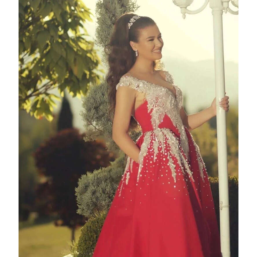 Red Mermaid Prom Dresses: Crystal Beaded Formal Evening Gowns with Detachable Train