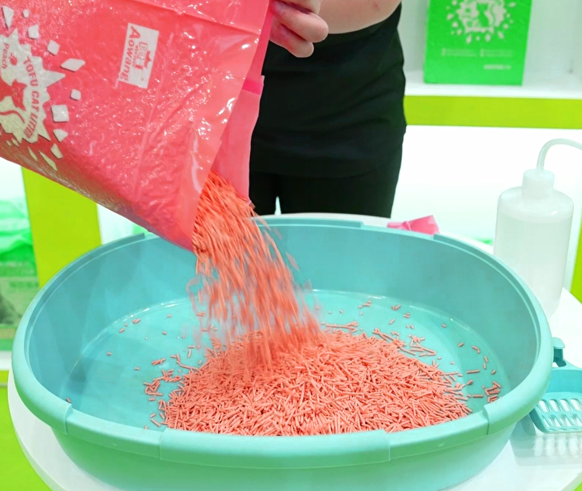 Newly upgraded Aowang tofu cat litter environmentally friendly with high quality and fair price