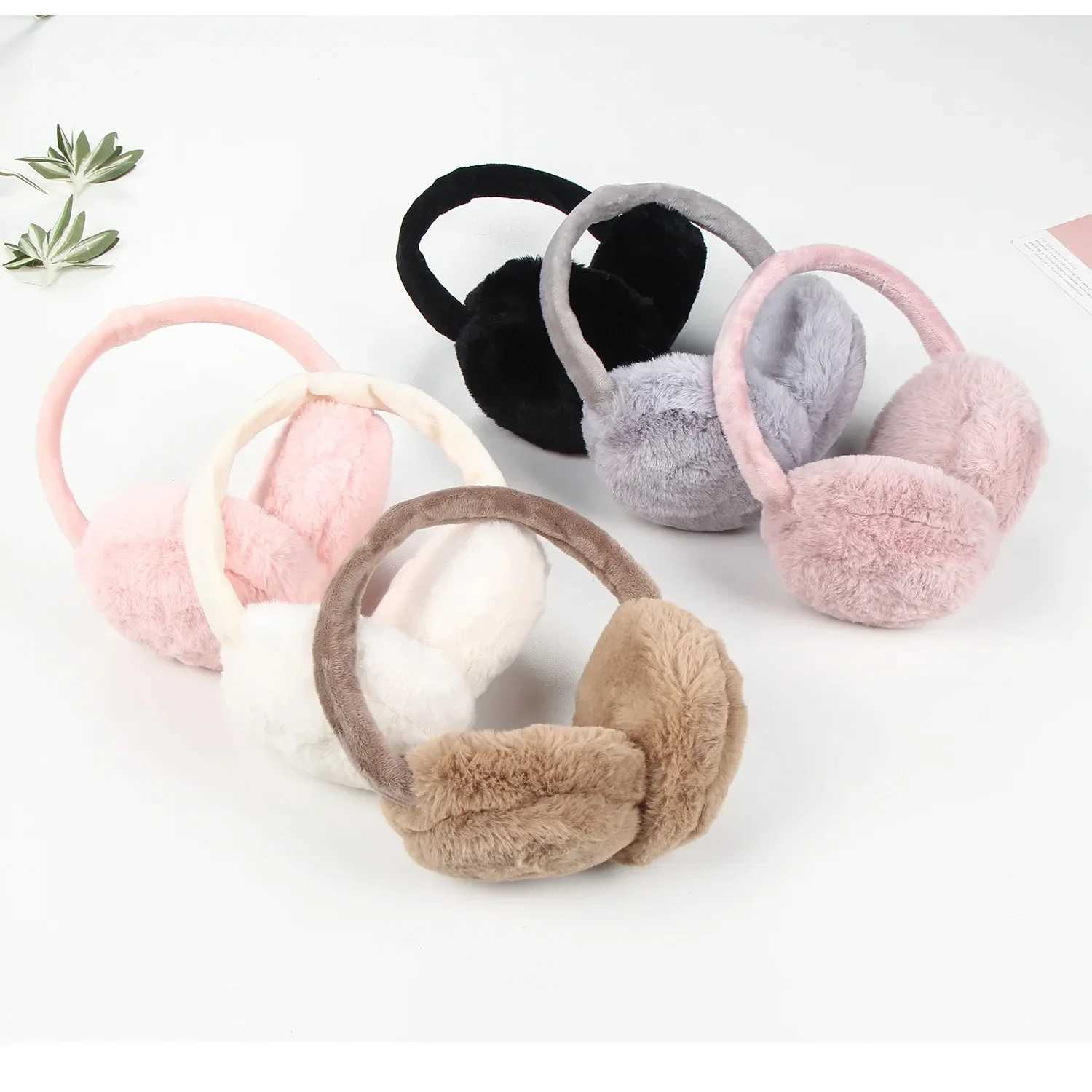 Soft plush earmuffs warm winter foldable earmuffs suitable for women fashionable sturdy earmuffs outdoor antifreeze earmuffs W241126