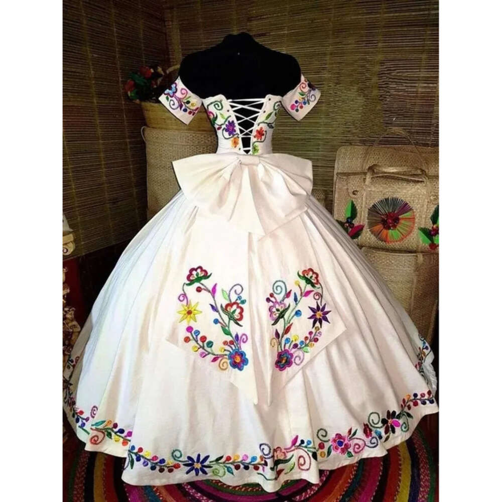 Mexican Quinceanera Embroidery Wer Long Charro Short Dresses Sleeves Off Shoulder Sweetheart Necke Princess Prom Ball Gown 15 Vestido XV Anos 6660306