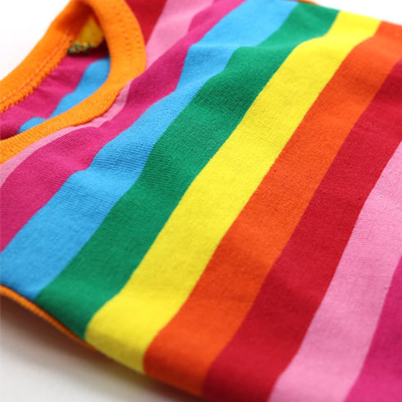 Luxury Rainbow Stripe Printed T-Shirt Sweet Cotton Pet Apparel for Dogs and Cats XS S XL Sizes for Spring Winter Seasons
