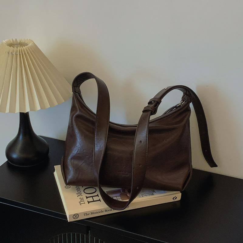 Large Capacity For Bags Handbags Women Autumn And Winter, New Niche Single Shoulder Crossbody Bag, Commuting Dumpling Bag Designer