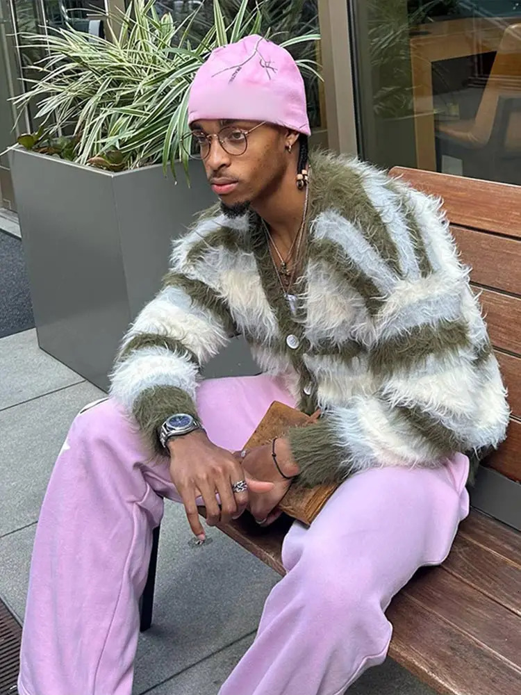 Mens V-neck long sleeved striped plush cardigan casual and comfortable Harajuku loose sweater autumn mens high street top 241126