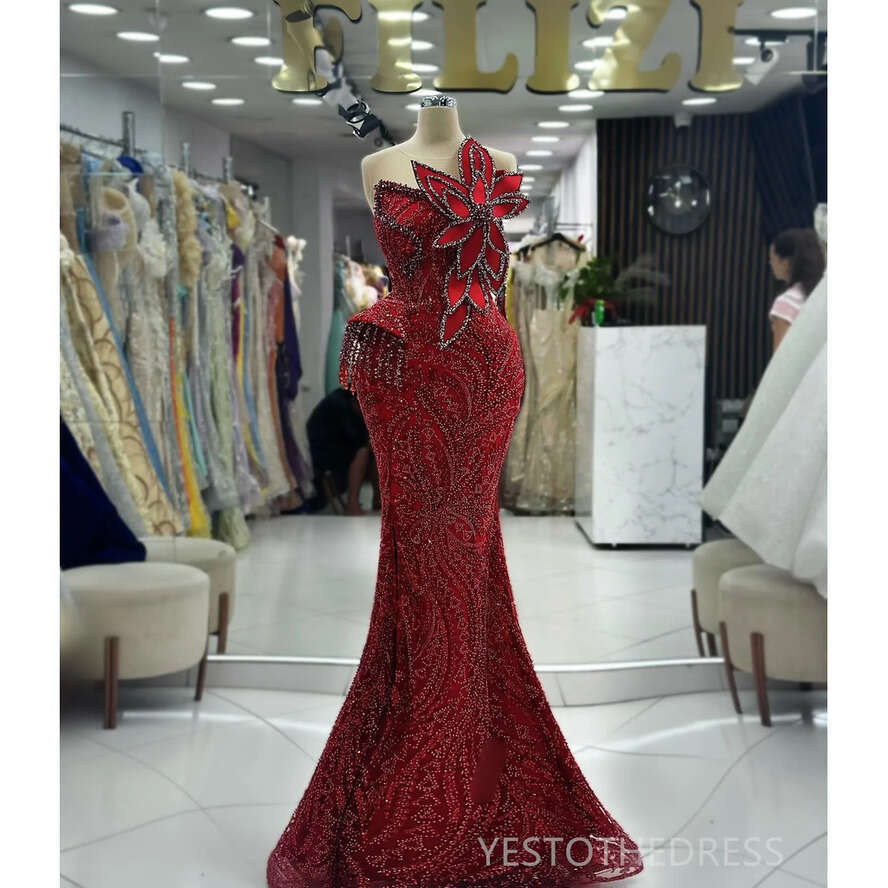 2024 Red Mermaid Prom Sheer Neck Promdress Evening Formal Beaded Lace Rhies Decorated Birthday Dress Second Reception Gowns Gala Gown