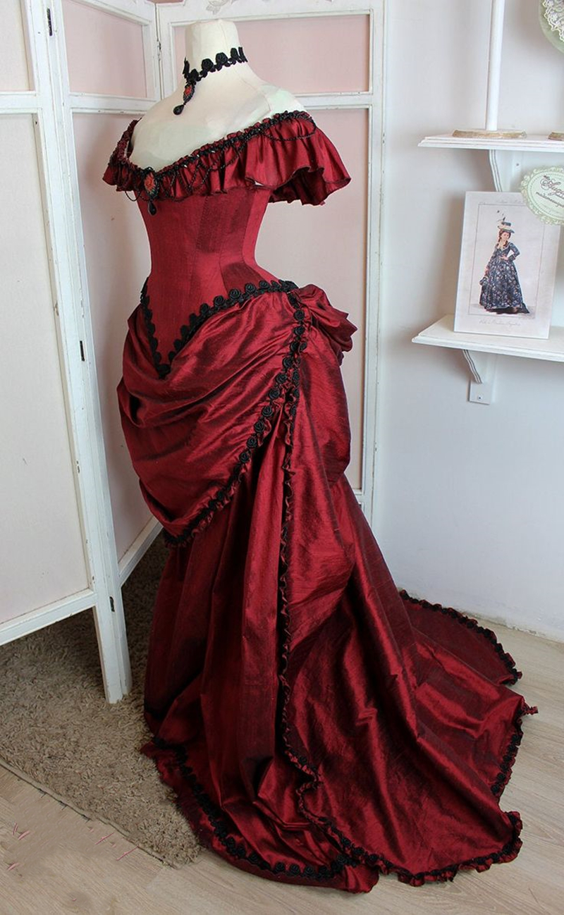 Ruched Victorian Bustle Prom Dresses Dark Red Off Shoulder Vintage Princess Evening Gown For Women 2024 Corset Halloween Masquerade Special Occasion W