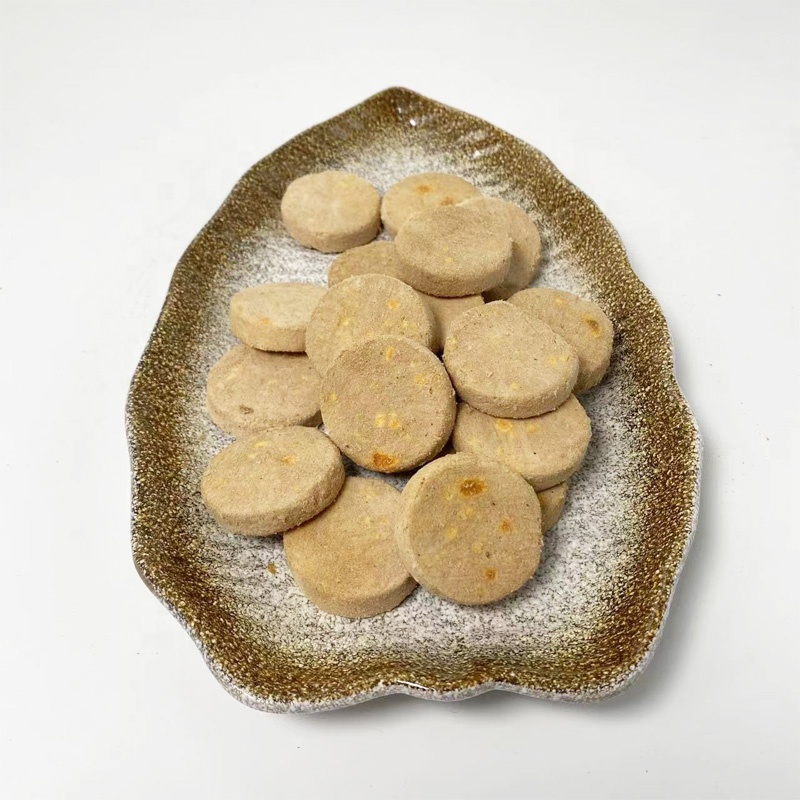 Wholesale freeze-dried dog snacks Freeze-dried Beef egg yolk pancake Freeze dried cat snacks cat Treats Pet snacks