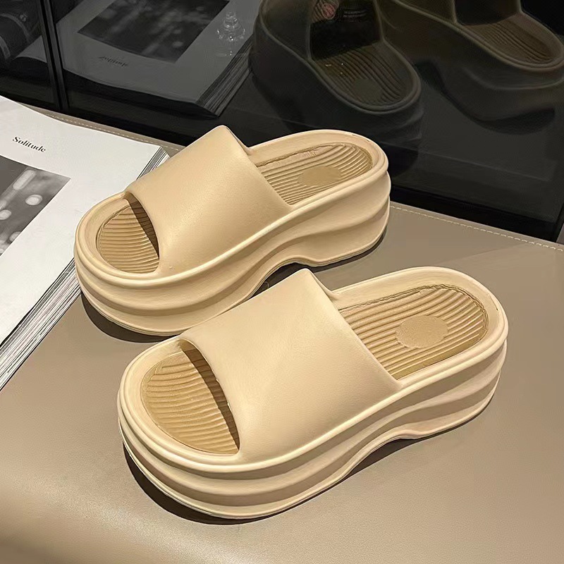 for New EVA Thick Sole Women Summer Outwear Korean Edition Fashion Increase Feet Stepping Feeg High Heels One Word Cool Slippers Lhshoe