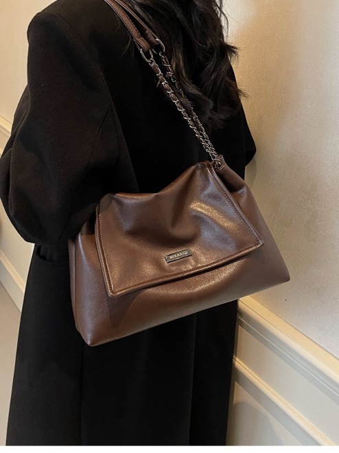 Bag Women's Large Capacity New Autumn And Winter Versatile Chain Shoulder Casual Commuting Bag Designer Bags Handbags Women