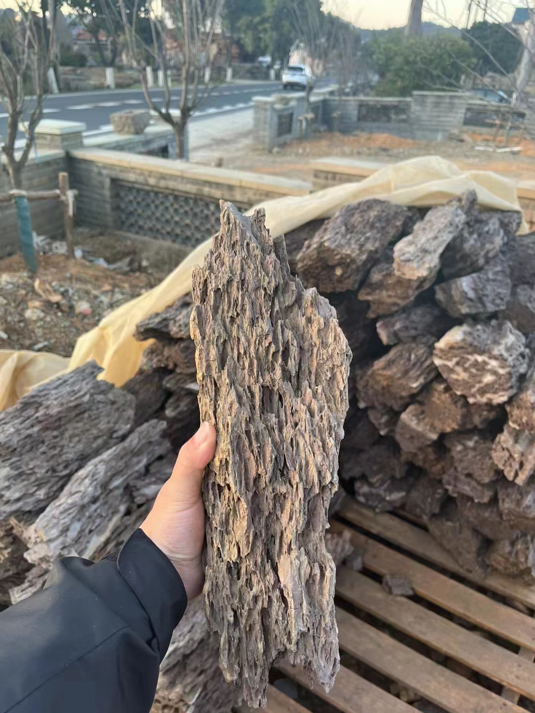 colorful grey and pink color 15-60cm Dragon Rock Aquariums Decoration Aquascaping Stone For Aquarium
