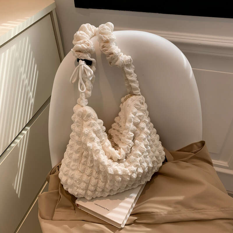 Korean version of Ins pleated cloud tote trendy large capacity soft crossbody bag, girl solid color simple bubble puff bag