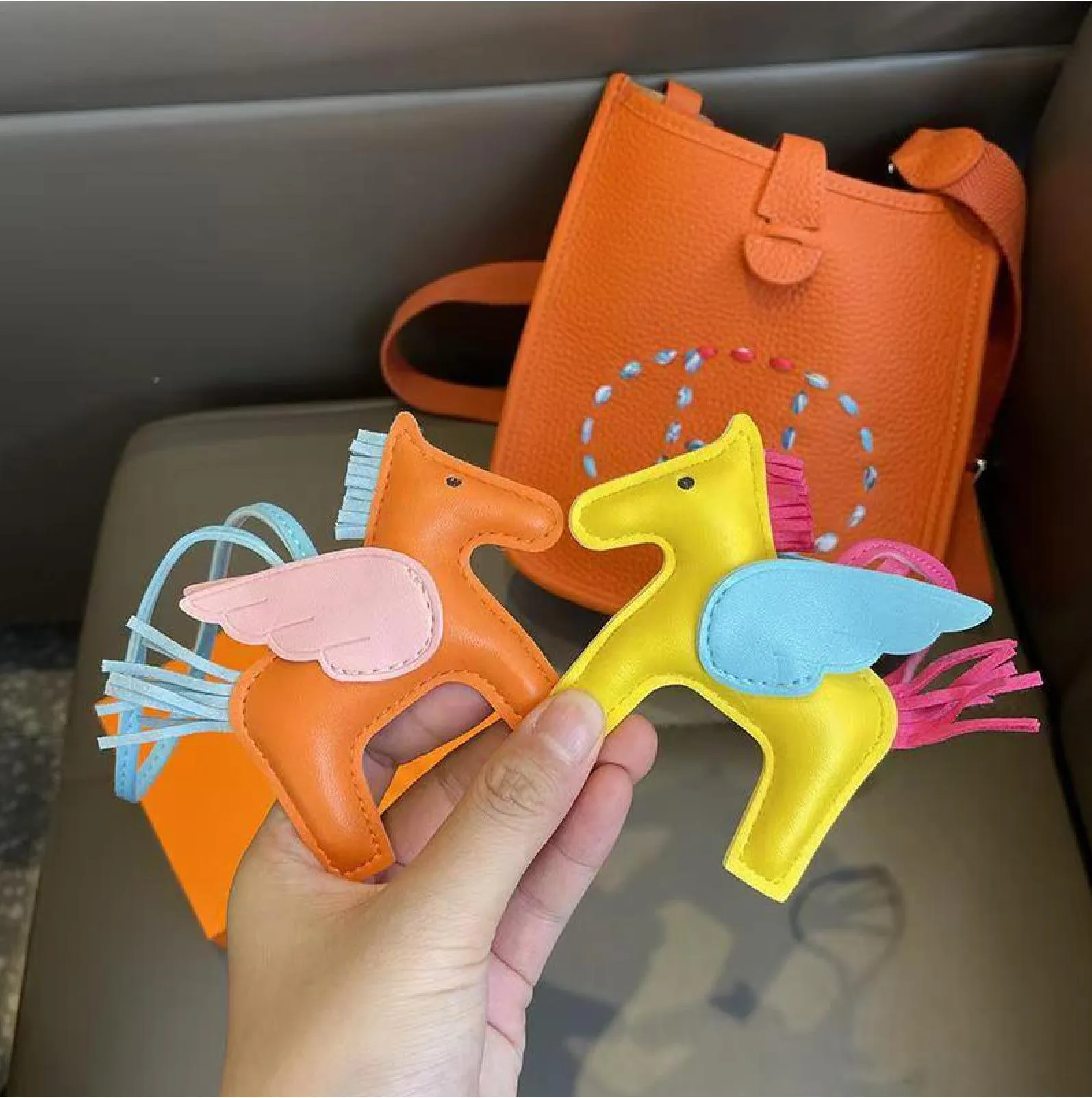 New Design Fashion colorful PU leather horse with wings Peg Flying Horse for bag handbag Key chain