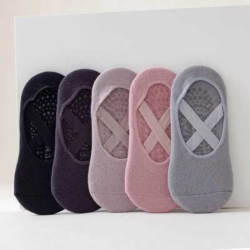 Profional Yoga Socks Women Silicone Anti-slip Pilates Socks Cotton Breathab Indoor Floor Gym Fitn Dance Sports Socks SoxXJ241125