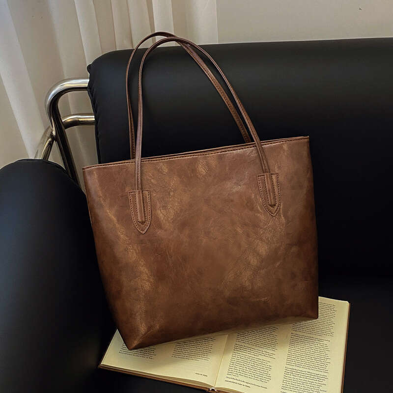 High end large capacity women, 2024 autumn and winter new fashion commuting tote bag, versatile shoulder bag for women