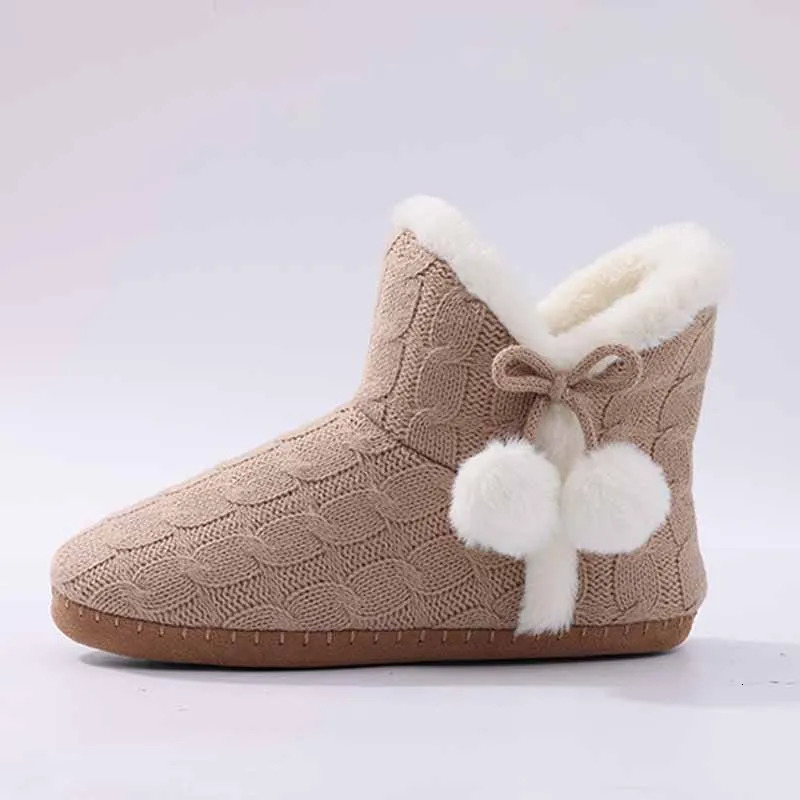 Comwarm Women Fluffy Snow Boots 2024 Knit Fuzzy Outdoor Flat Cotton Shoes Winter Fur Ankle Boots Plush Women House Slippers 241126