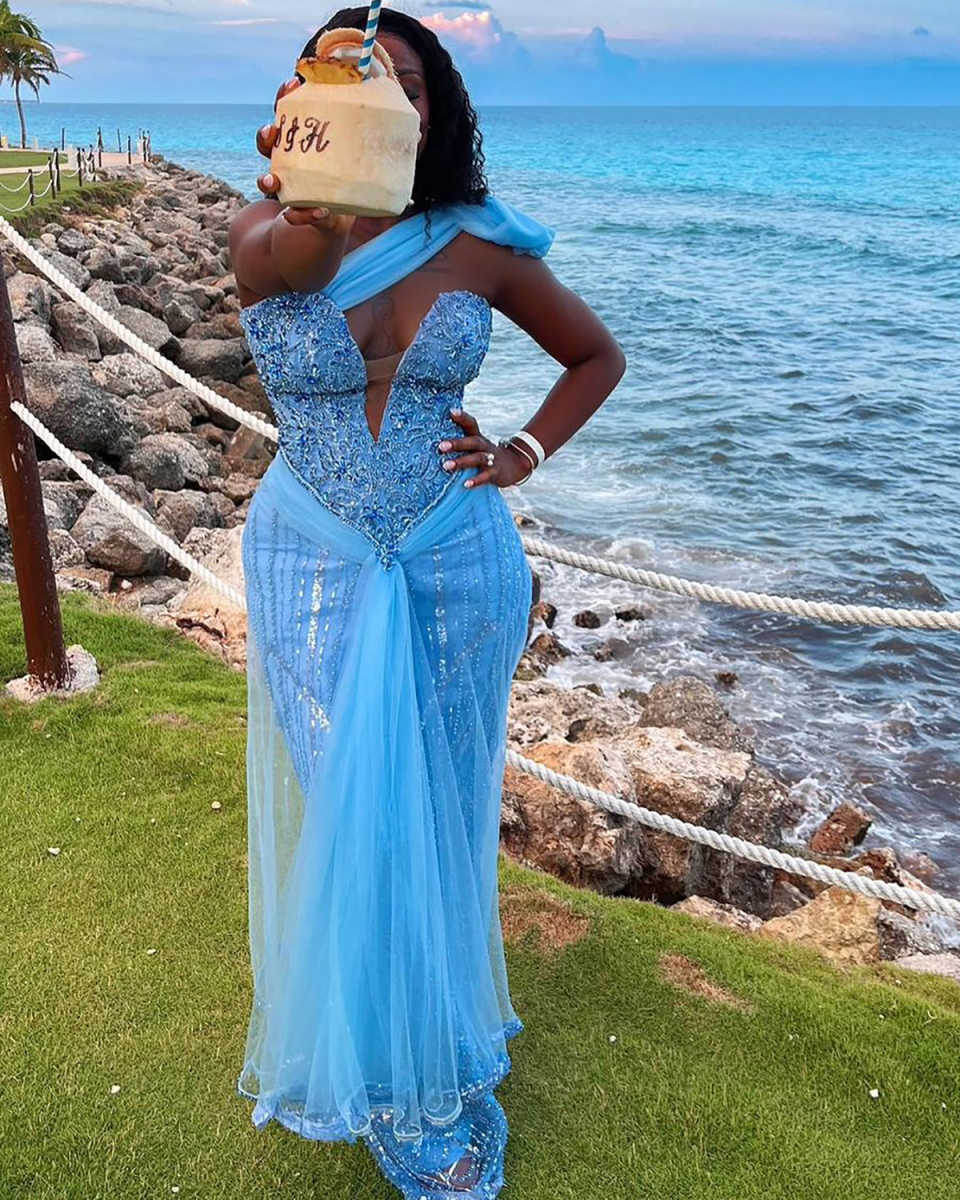 Fashion Evening Dresses For Women Sequins Appliques Gown One Shoulder Sleeveless Customized Dress Party Prom