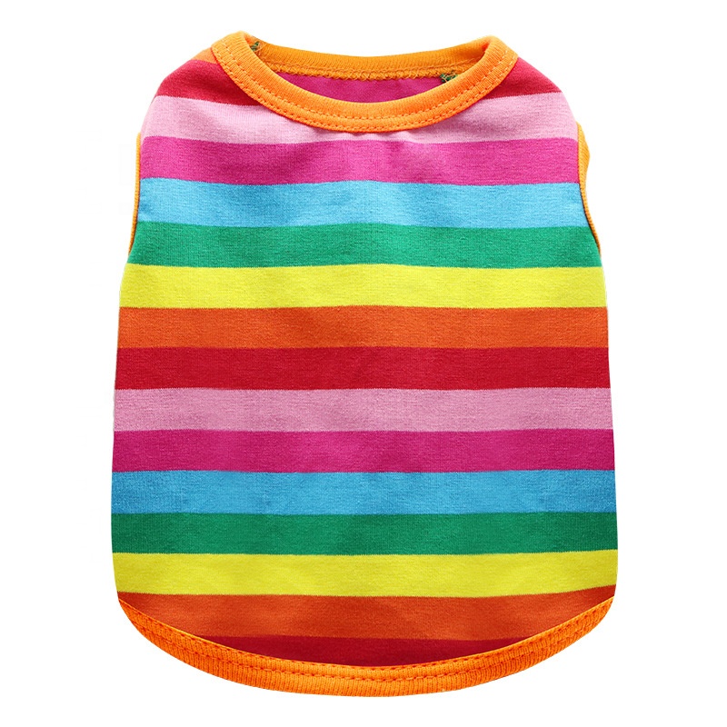 Luxury Rainbow Stripe Printed T-Shirt Sweet Cotton Pet Apparel for Dogs and Cats XS S XL Sizes for Spring Winter Seasons