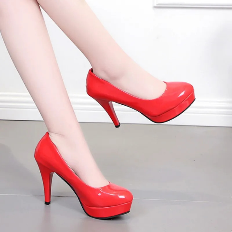 2024 Womens Pumps Fashion Round Toe Simple Solid Color Womens Shoes Autumn Elegant Banquet Party Dress Womens Stilettos 241126
