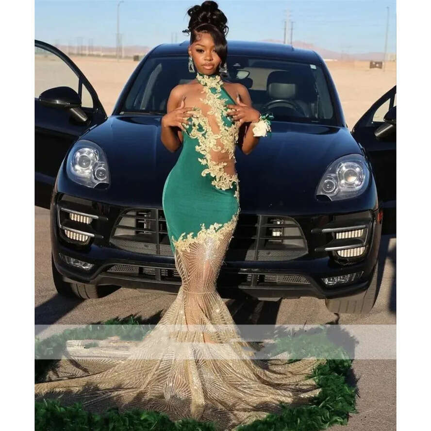 Green Mermaid Long Prom Dresses Halter Lace Appliques Feathers Sequined Birthday Party Sparkly Evening Gowns Robe De Bal 0220
