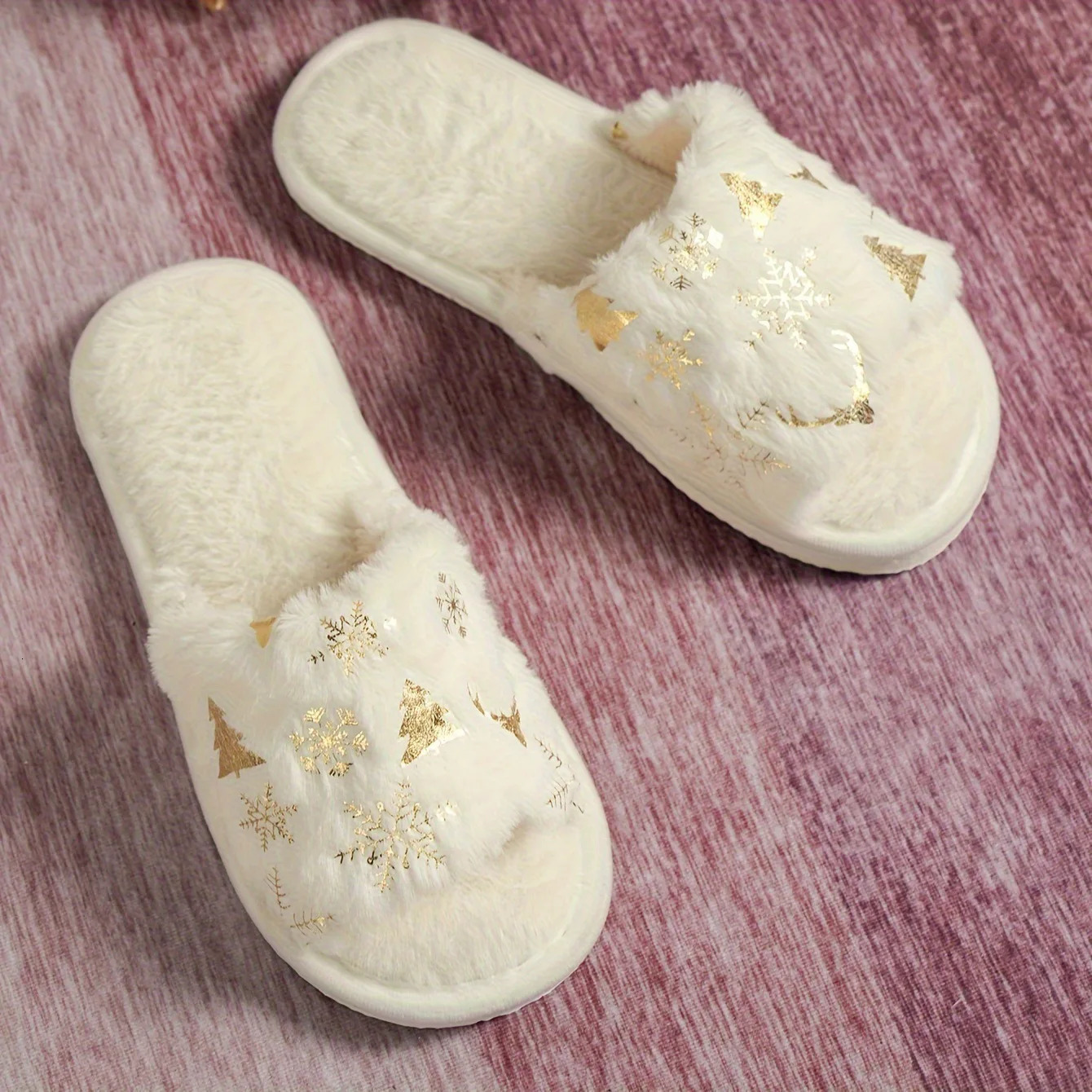Christmas Style White Fluffy Slippers Women 2024 Winter Warm Flat Heels Home Fur Slippers Woman Non Slip Cotton House Shoes 241126