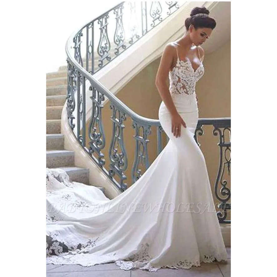 Sexy Lace Appliqued Mermaid Wedding Dresses Vintage Spaghetti Open Back Beach Bohemian Bridal Gown Bm0968