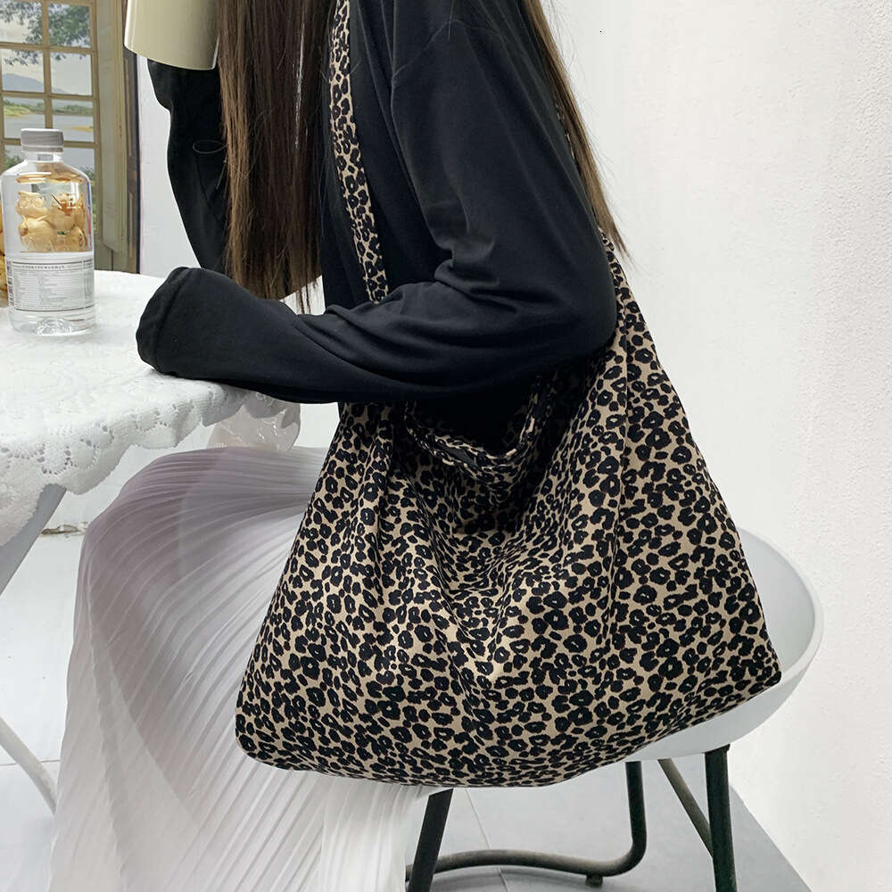 Fashionable corduroy leopard print diagonal cross large capacity single shoulder shopping student canvas bag, women's bag