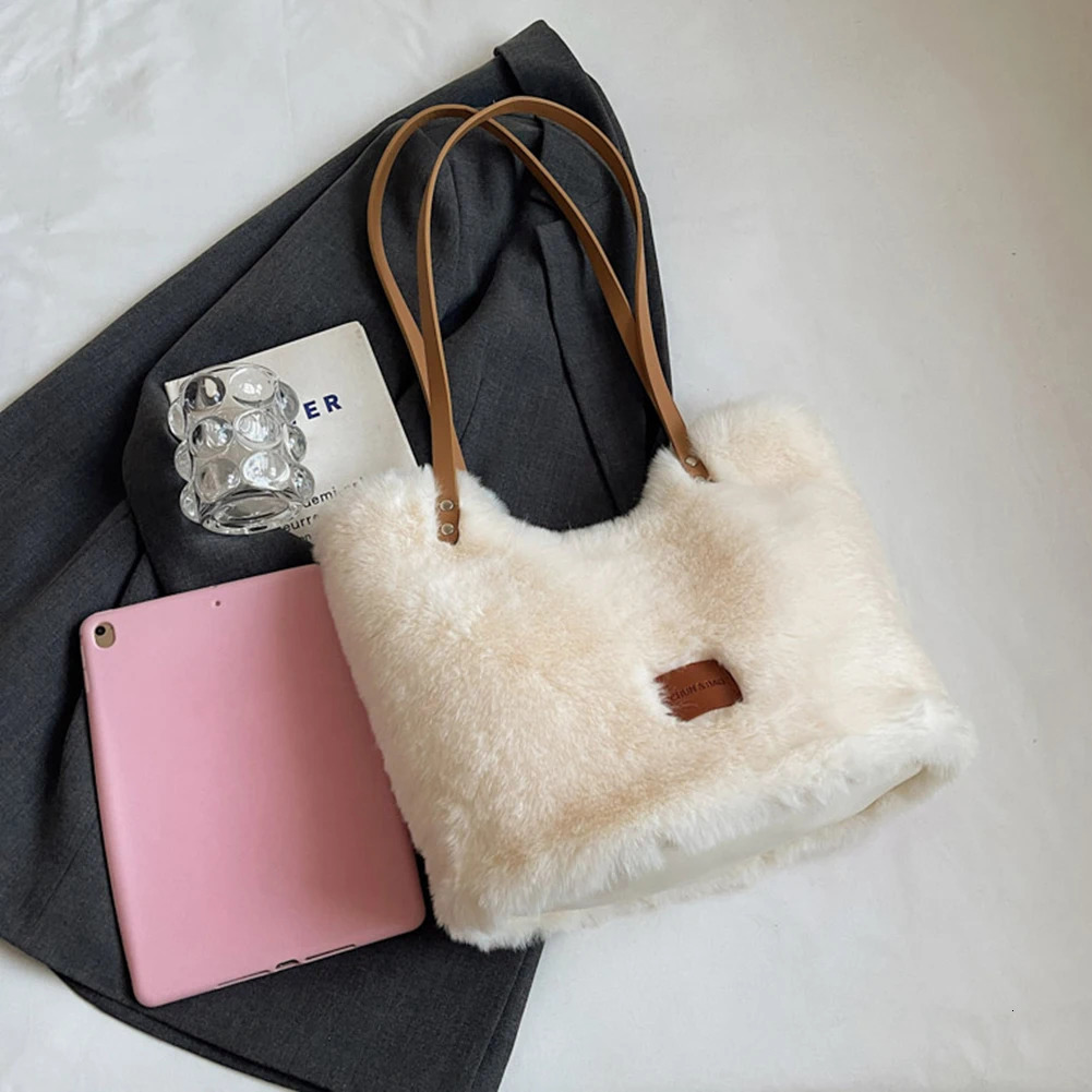 Women Plush Shoulder Bag Fluffy Furry Satchel Large Capacity Fuzzy Purse Handbag for Work Travel Shopping 241125