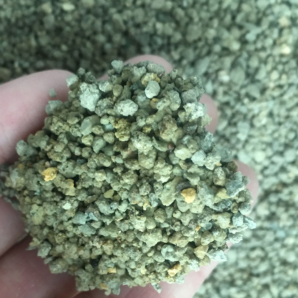 Premium wholesale price Electric super bentonite cat litter not easy to break activated carbon bentonite cat litter