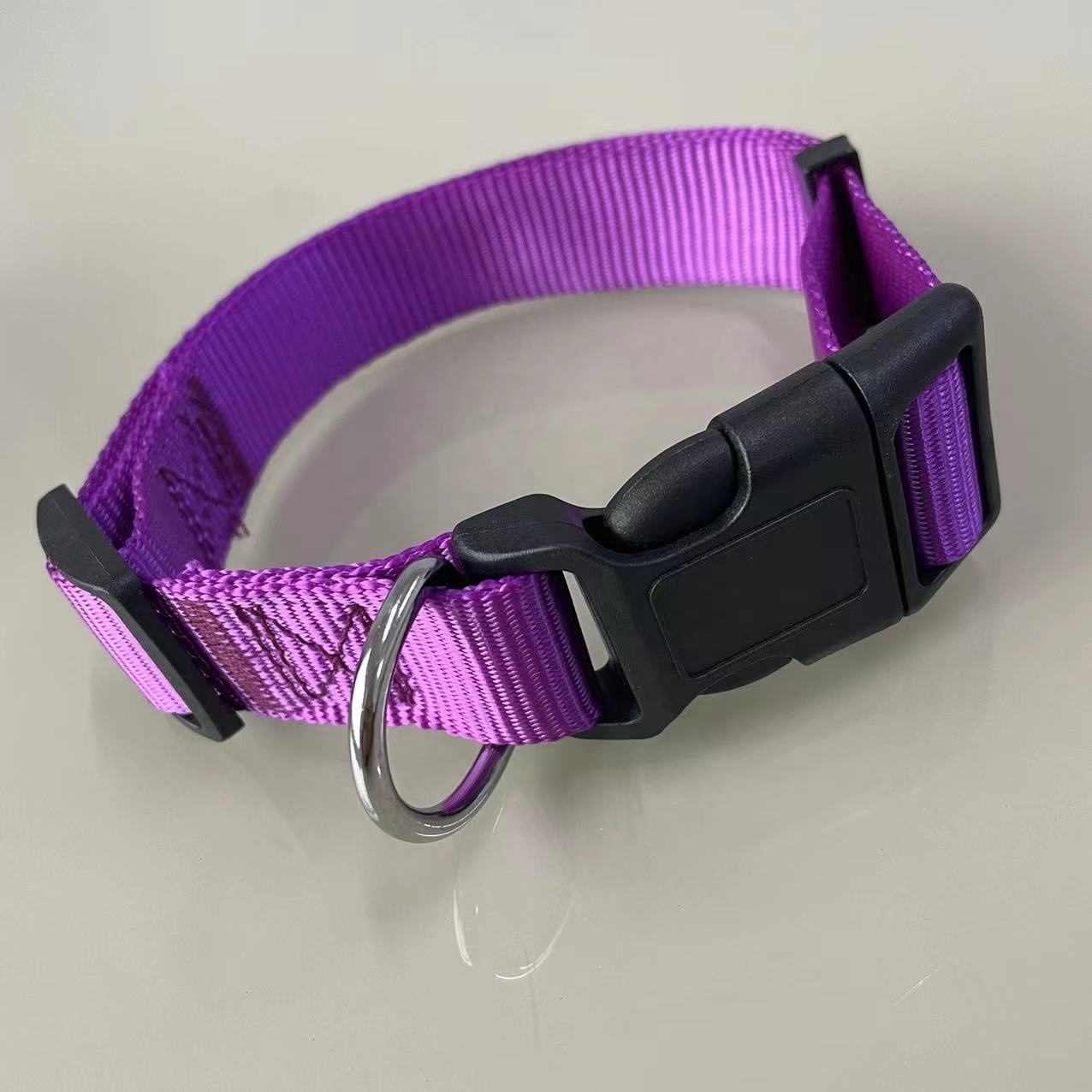 Unique Fashion Custom Woven Pet Dog Accessories Collar LOGO Waterproof Nylon Tex AirTag Adjustable Quick Release Buckle in Bulk