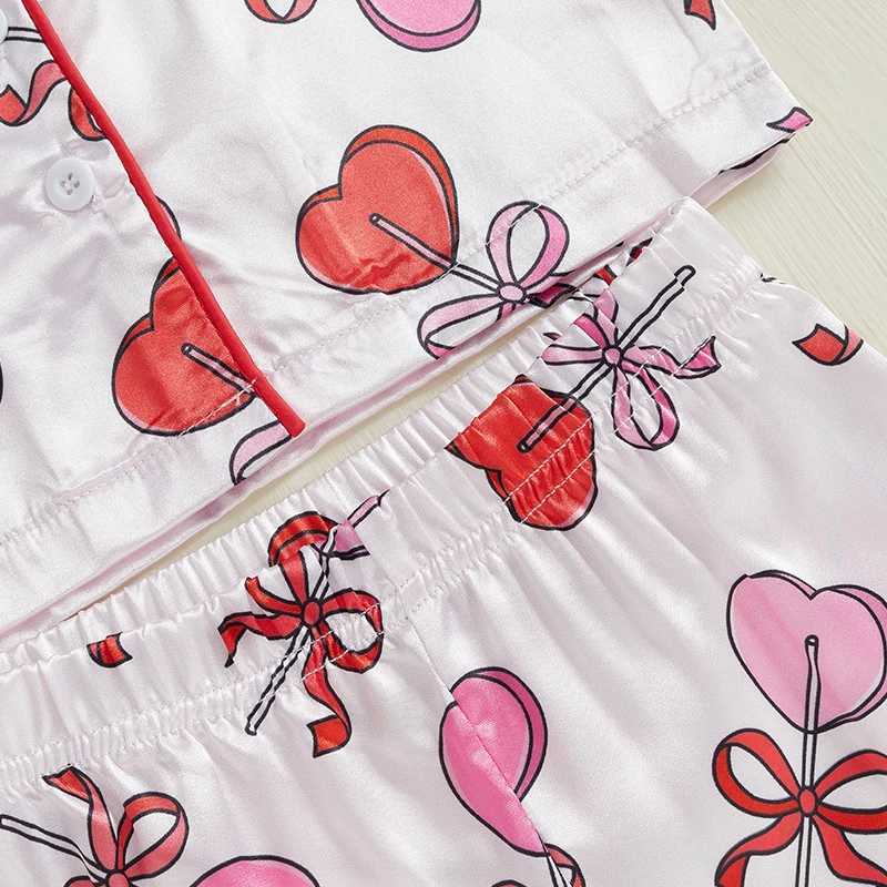 Clothing Sets Kids Girls Valentines Day Printed Pajamas Set Sweet Heart Print Long Sleeve Tops and Elastic Band Pants 2Piece Child Loungewear H241126