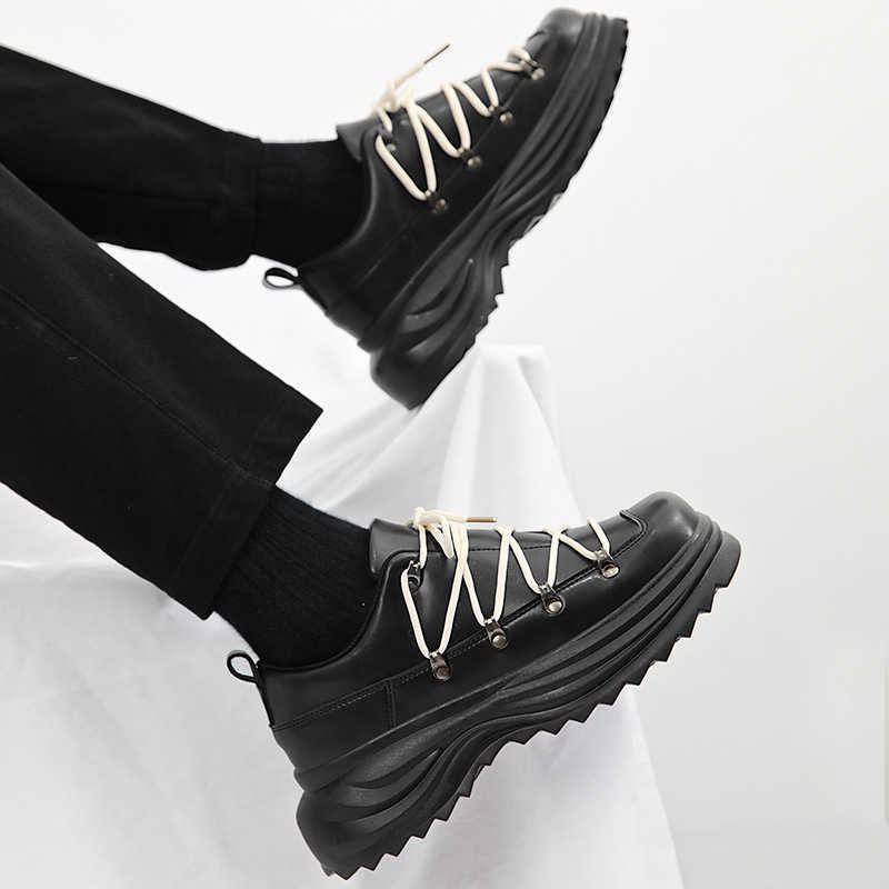 High Quality Internet celebrity niche design strap leather shoes mens trendy ins big head low top thick sole dad shoes fashionable mens shoes T241126