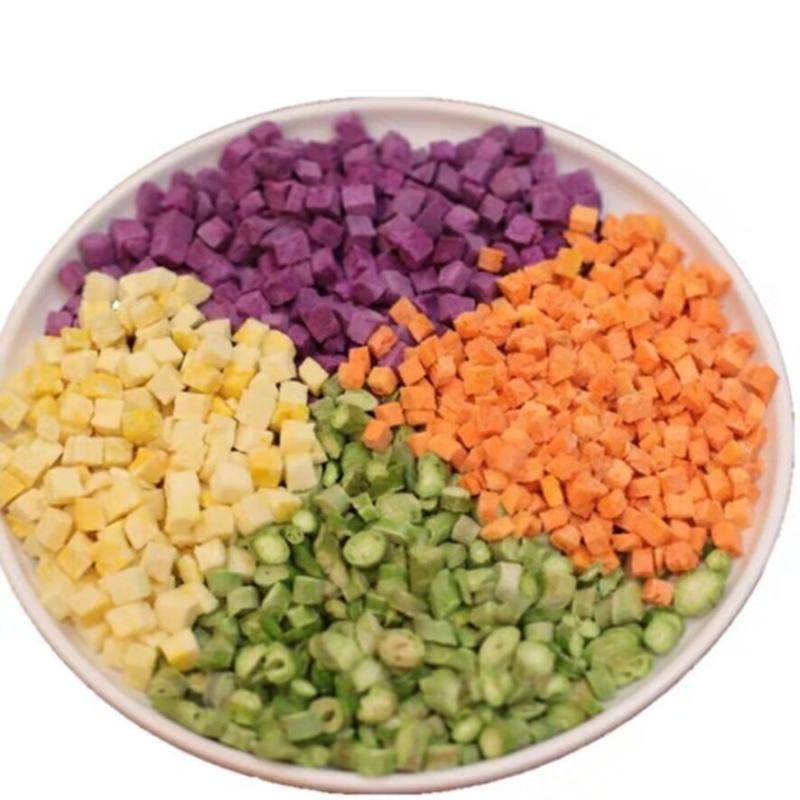 Freeze Dried Strawberries Blueberries Cranberries Pet Treats Freeze Dried Fruit For Cat and Dog