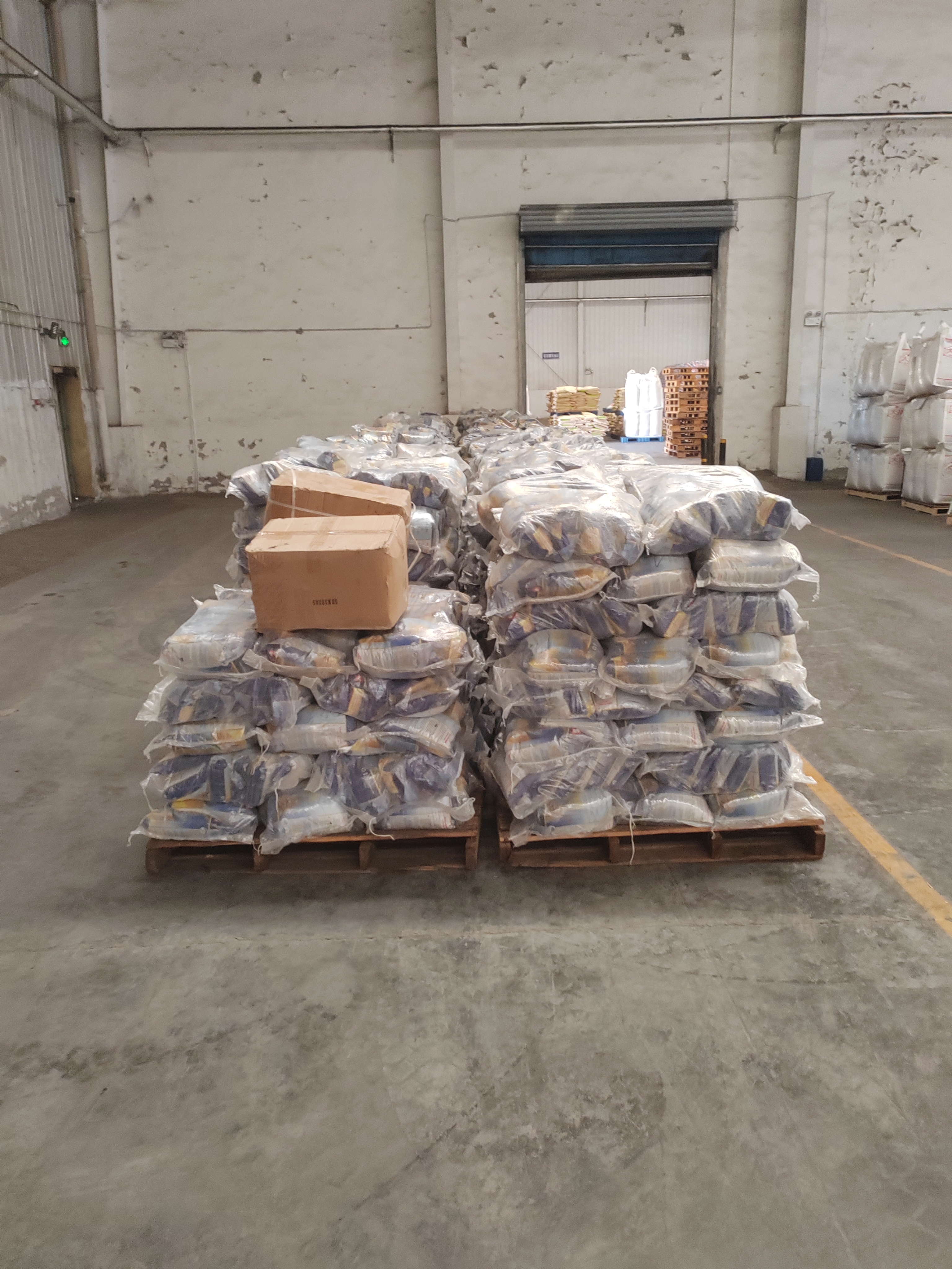 Free samples, new product launched, soluble in water, 5L 10L, customized packaging, dust-free bentonite cat litter