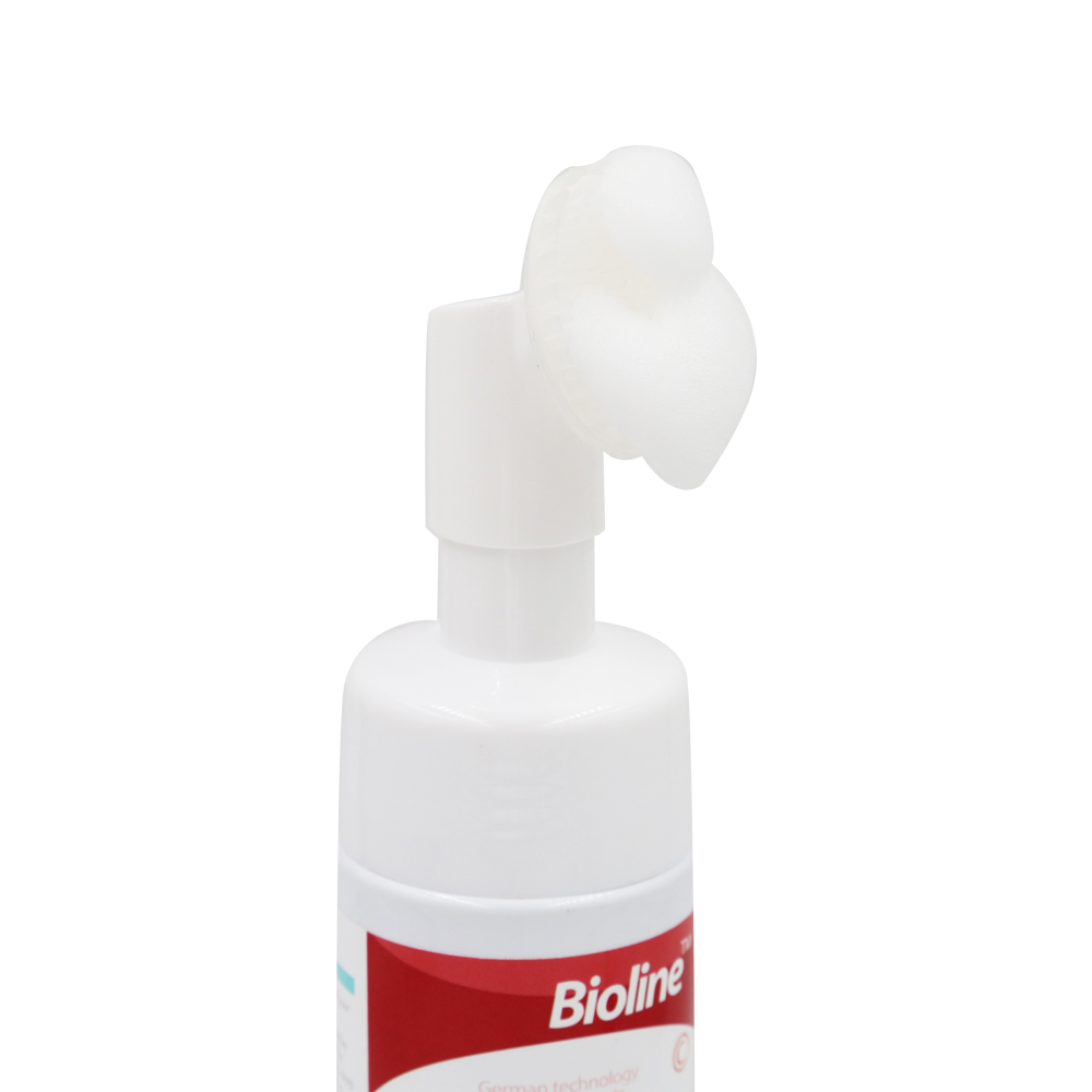 Cat Paw cleaner with Silicone Pet Paw Brush for cat paw protect