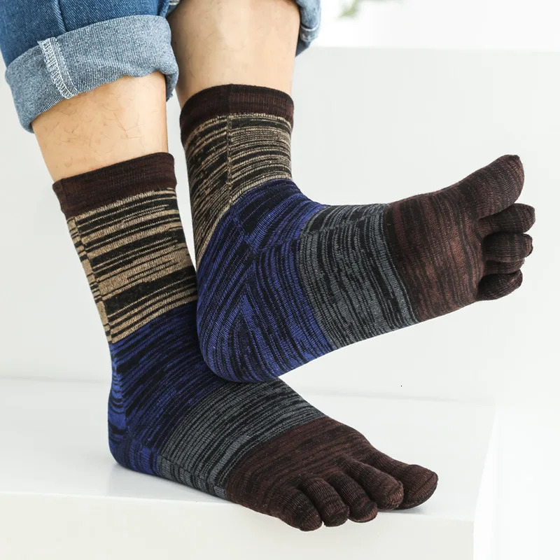 5 pairs of mens retro five finger socks with Japanese style colorful thick cotton spring warmth Harajuku 5-finger socks EU44 241126