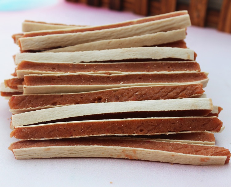 Manufacturer wholesale Healthy chicken salmon sandwich Dog Treats Duck fish screw Dog Snacks Natural beef cod fillet pet food