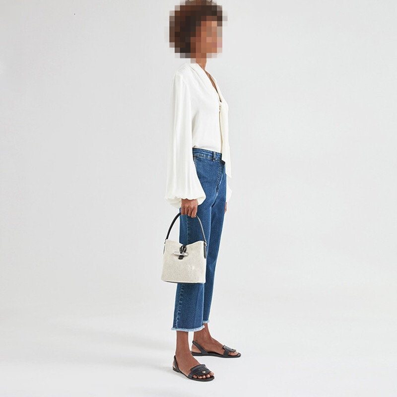 High Quality French Canvas Bucket Bag New Designer Carrying One Shoulder Crossbody Handbag When Going Out